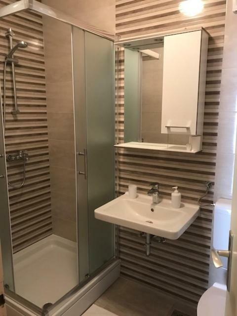 Apartmani Ruza Makarska Buitenkant foto